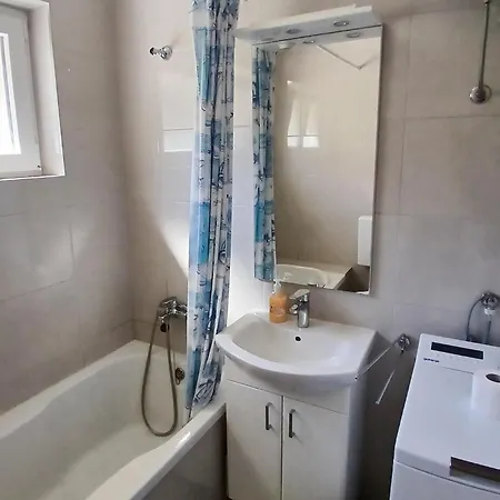 Lovely In With House Sea View